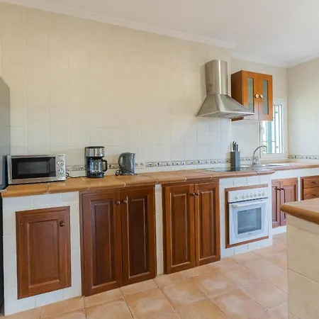 بيت للعطل Son Serra Country For 4 Near